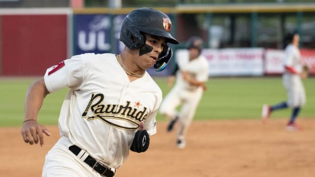 Diamondbacks outfielder prospect Druw Jones rounds third base for Visalia.